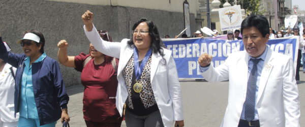 Primer Día de Plantón Nacional de la Coalición de Gremios de Salud – 25/11/25