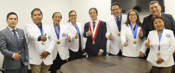 🥼⚕ El Dr. Godofredo Talavera Chávez, Presidente de la Federación Médica Peruana, se reunió con el Senador Segundo Tapia Bernal.